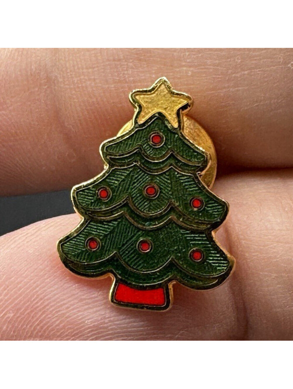 Vintage 1983 Hallmark Christmas Tree Enamel Lapel Pin Gold Tone Holiday